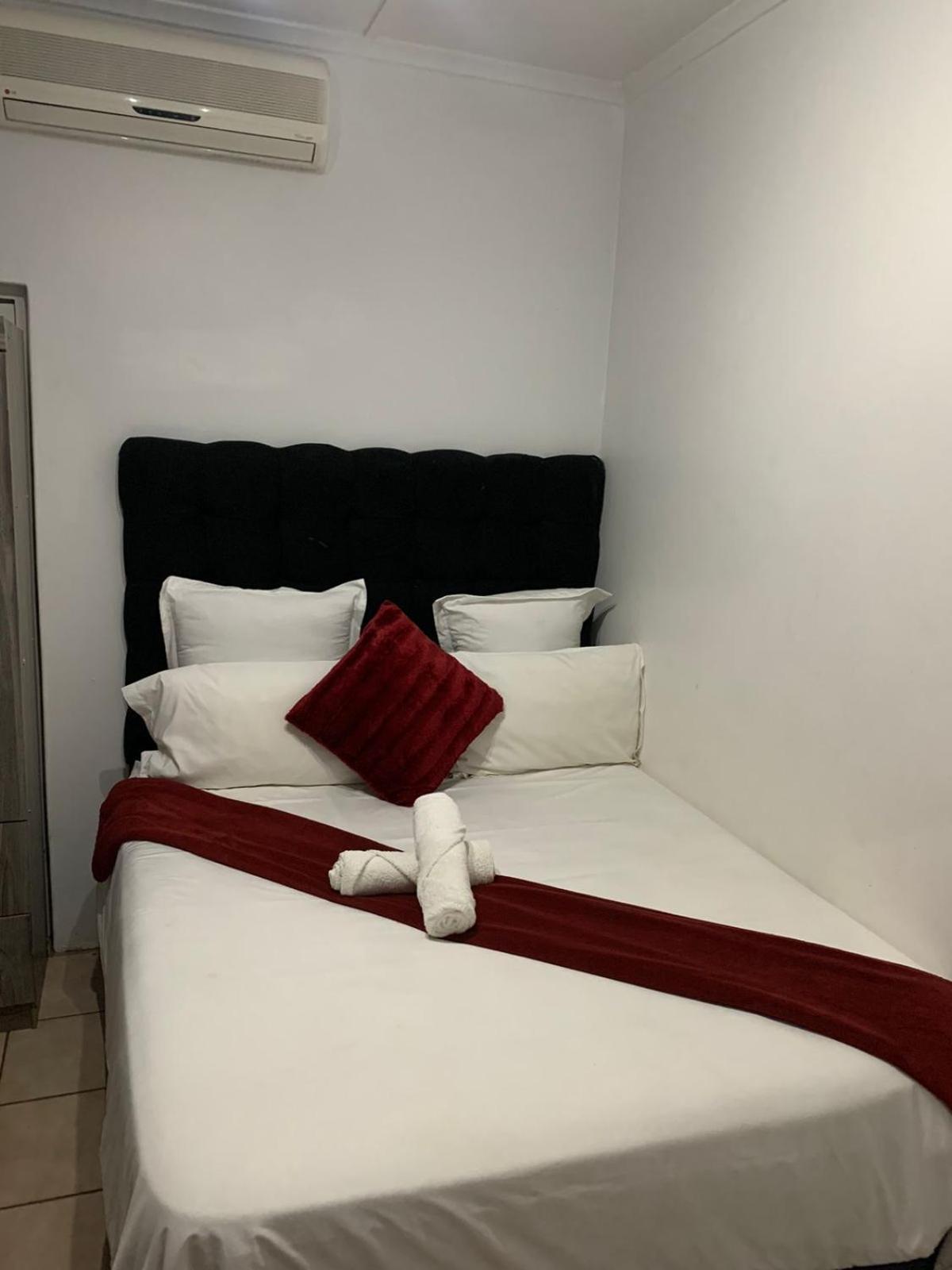 Jnc Lodge 理查兹湾 外观 照片