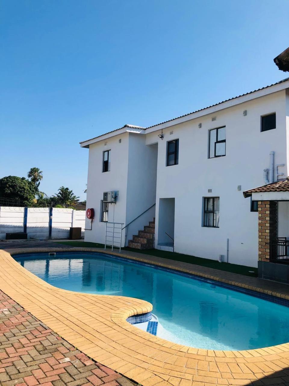 Jnc Lodge 理查兹湾 外观 照片